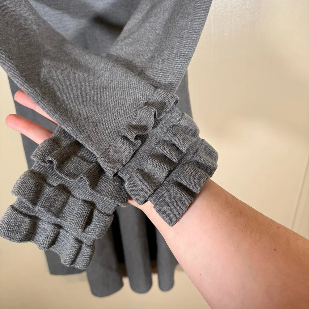 Akris Punto Gray Long Sleeve Wool Fit and Flare Dress with Ruffled Cuffs US 4 - Picture 6 of 11